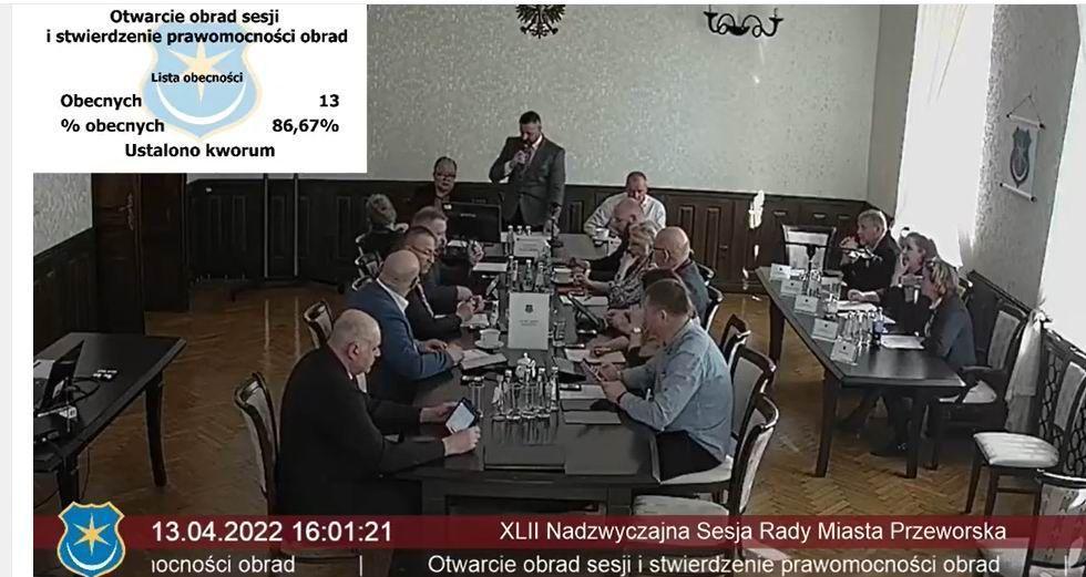 Jak nie wiadomo o co chodzi, chodzi o pieniądze