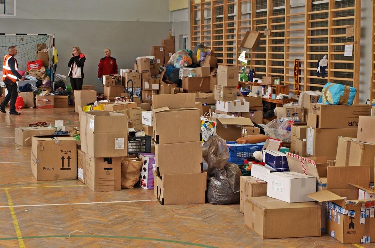 Magazyny z pomocą humanitarną w Medyce i Przemyślu zamknięte [ZDJĘCIA]