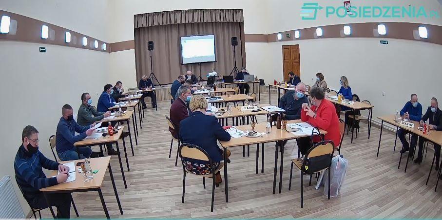 Sesja pod znakiem kredytów