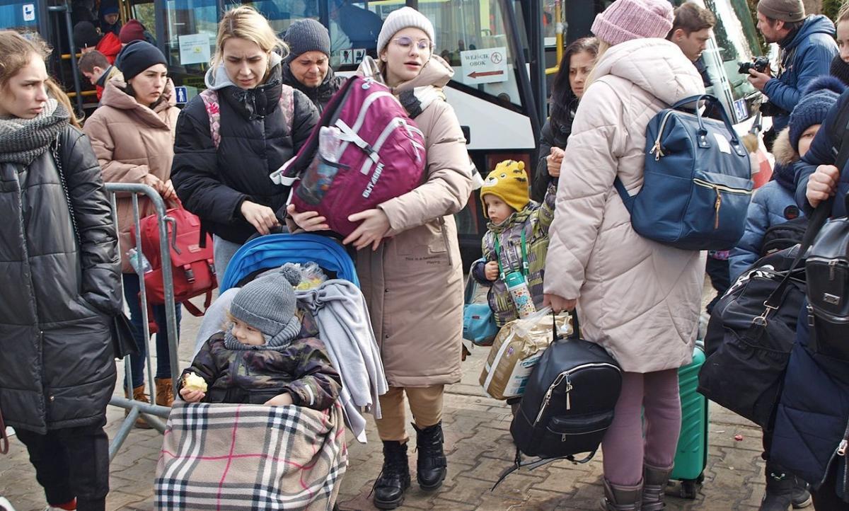 W placówkach ZUS będą tłumacze. Ruszyła też infolinia w języku ukraińskim