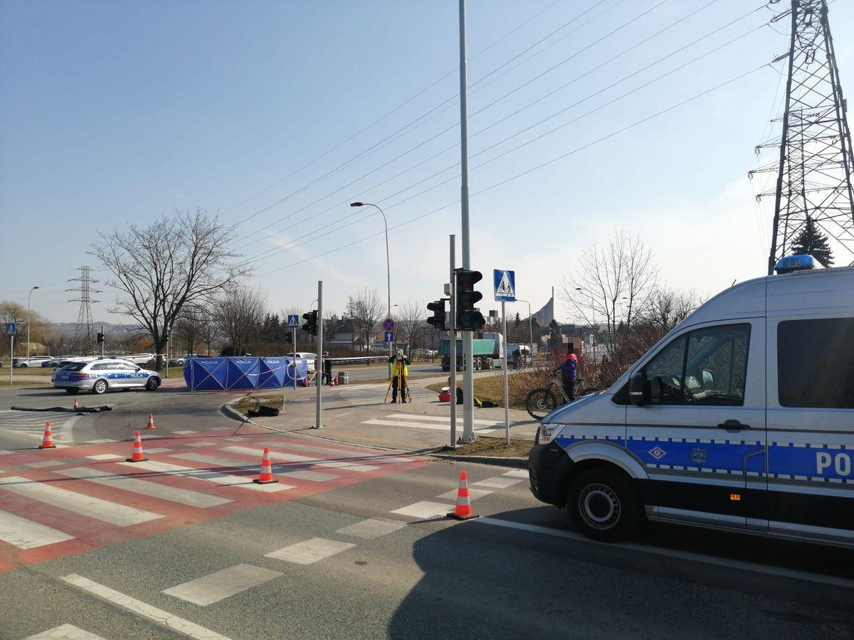 Tragiczny wypadek. Zginął rowerzysta potrącony przez ciężarówkę