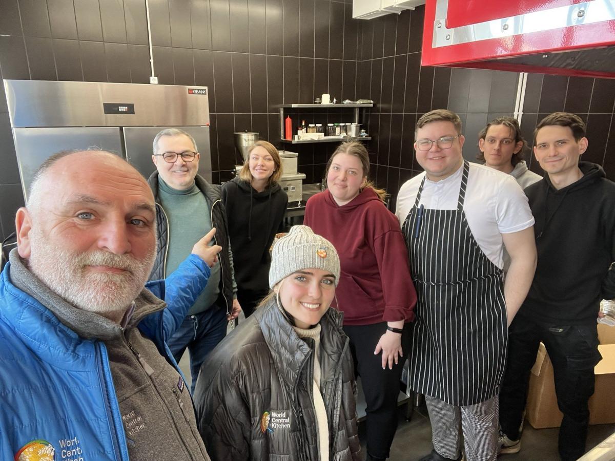 Założyciel World Central Kitchen José Andrés: Rozwiązanie musi być teraz [WIDEO]
