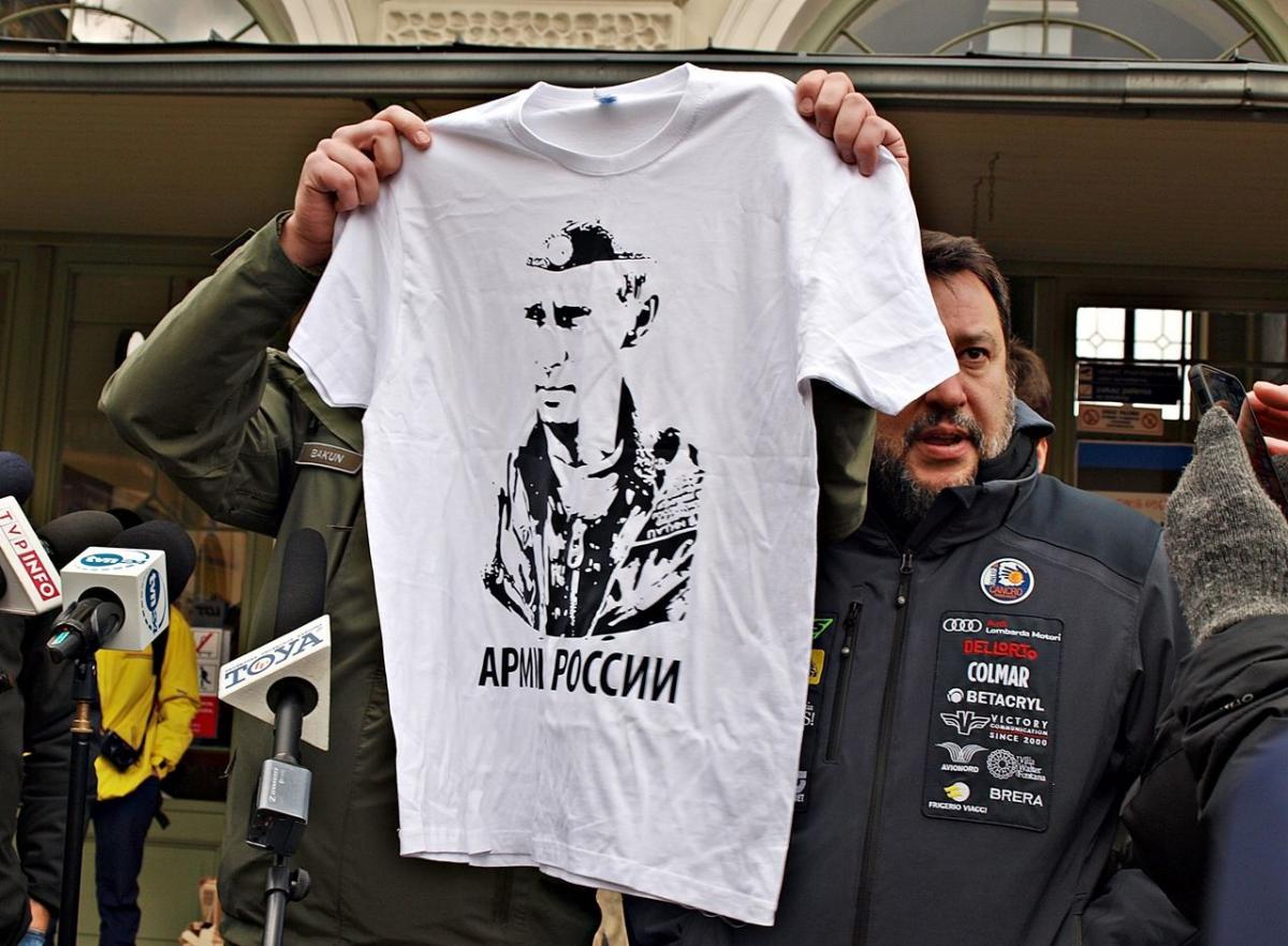 Przyjaciel Putina na dworcu PKP w Przemyślu [ZDJĘCIA]