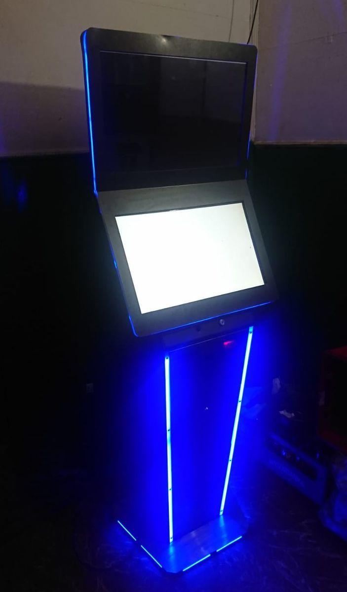 Hazard w sklepie. Policjanci zabezpieczyli nielegalny automat w gm. Wiązownica