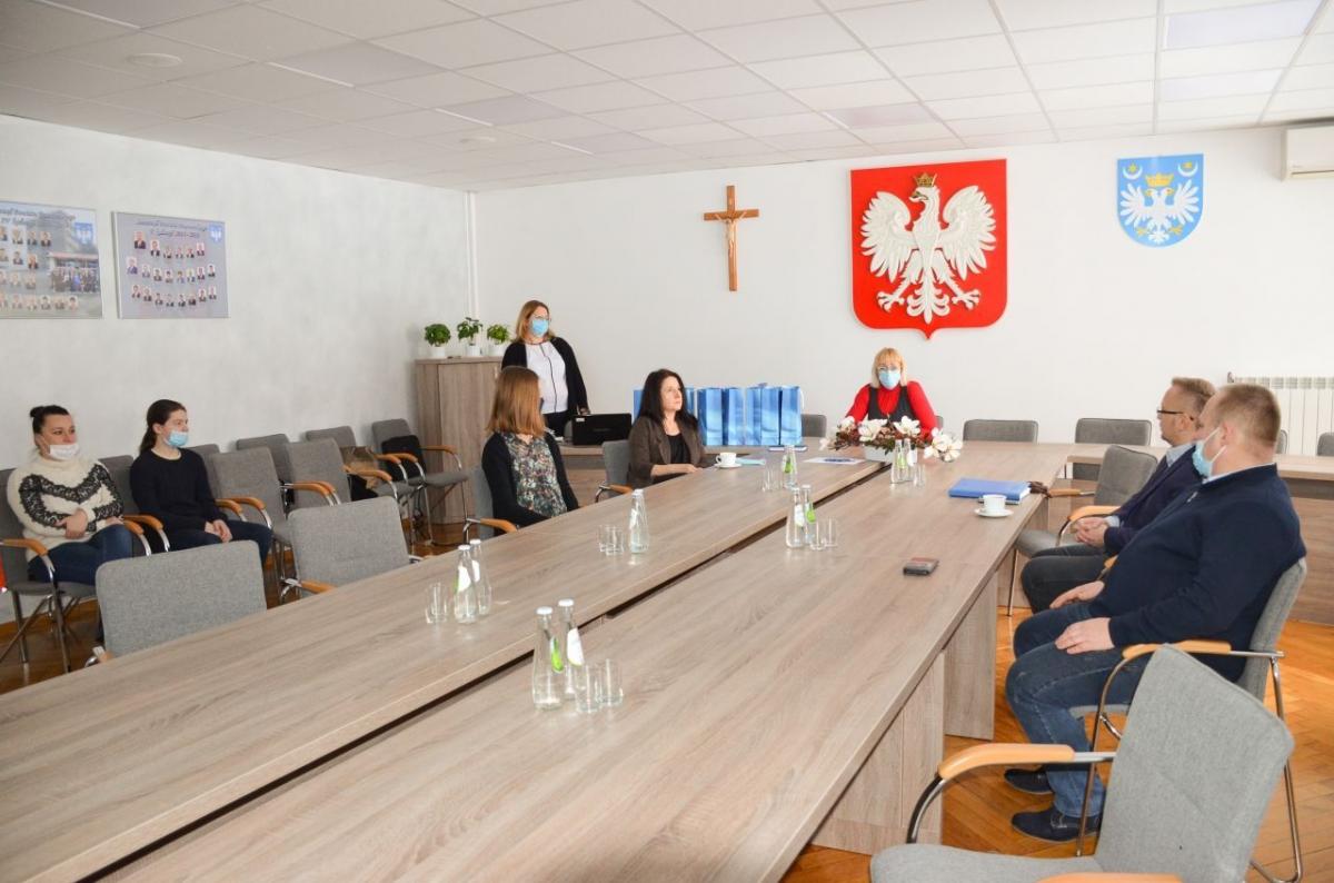 Uczniowie, którzy promują najlepiej, otrzymali niezłą kasę