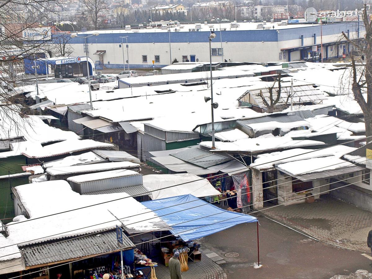 Władze Polonii upominają się o zwrot opłaty targowej