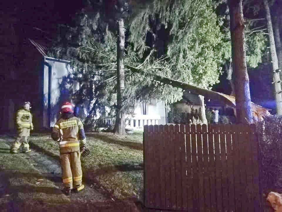 Alert RCB o silnym wietrze: powiało, ale tylko postraszyło