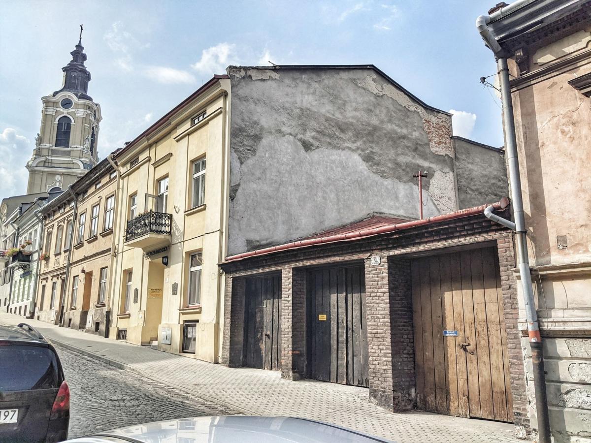 Czy garaż Trandy w Przemyślu zostanie zabytkiem? [ZDJĘCIA]