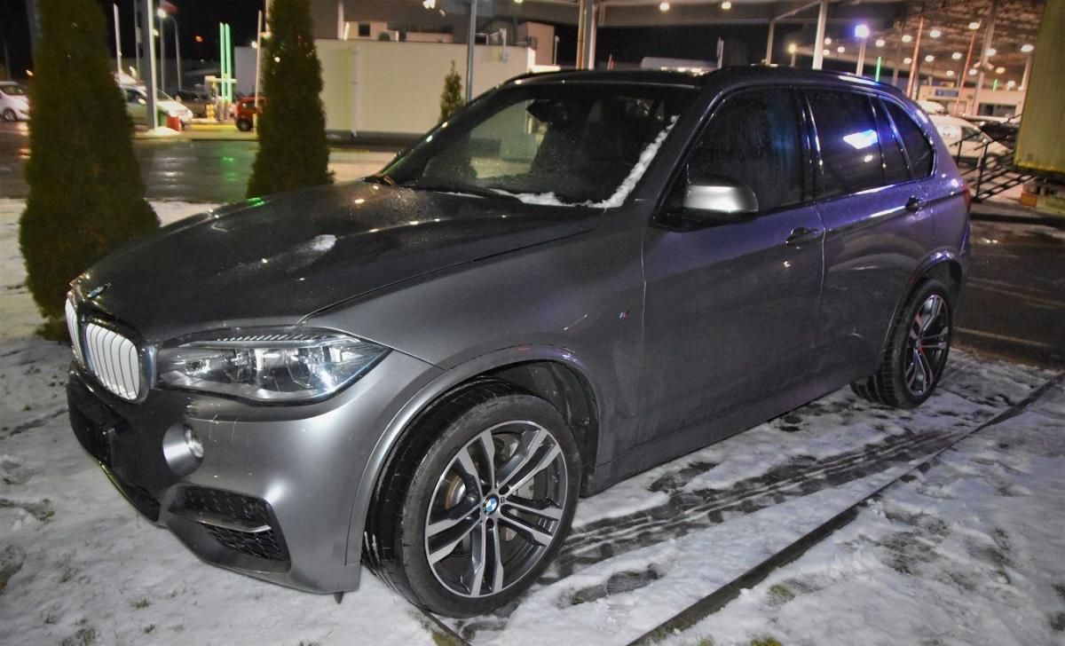 Na przejściu granicznym w Medyce zatrzymano kradzione BMW X5