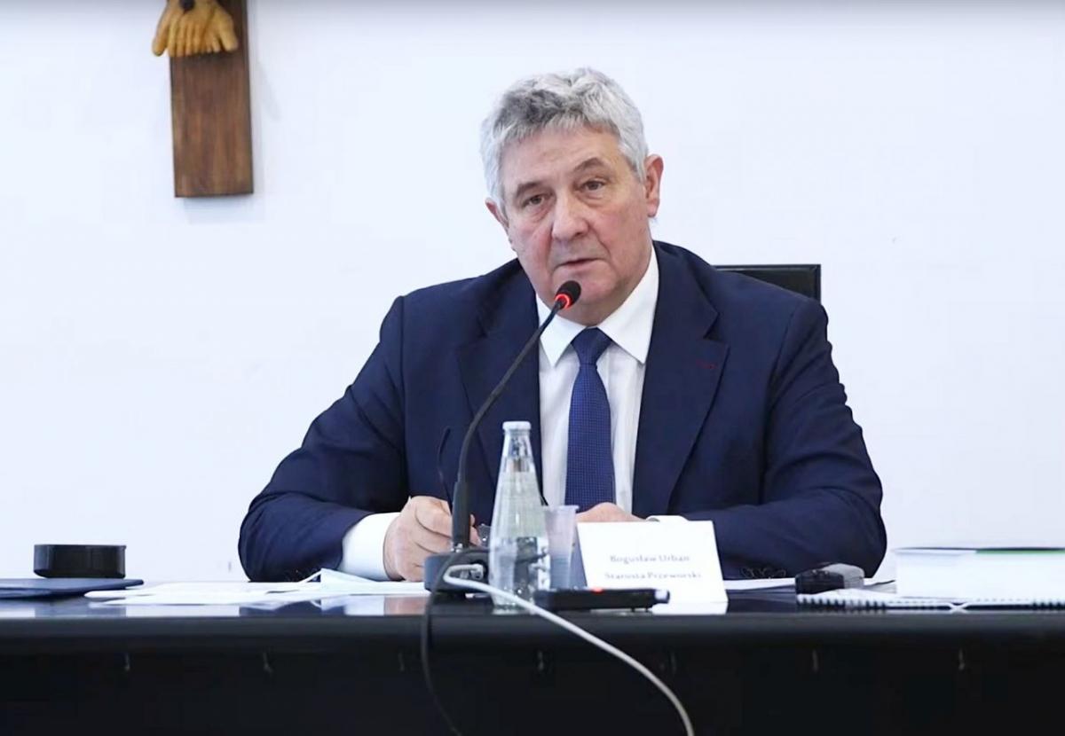63 miliony na drogi, kolejkę i fotowoltaikę. Kolosalny budżet powiatu przeworskiego uchwalony