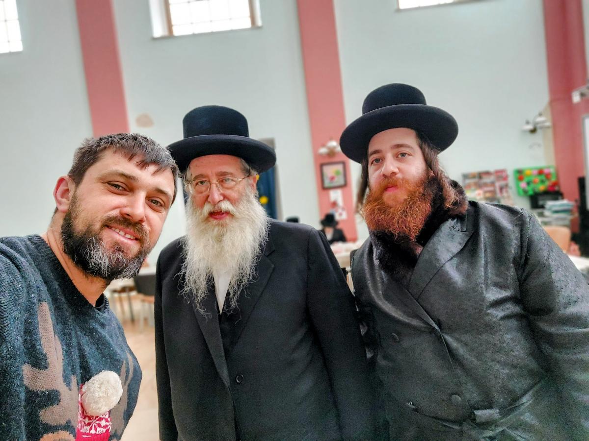 Synagoga w Cieszanowie ożyła modlitwami i śpiewem Chasydów [ZDJĘCIA]