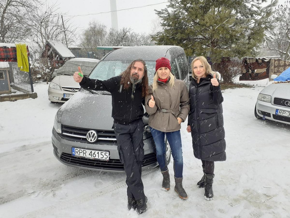 Nowy samochód dla schroniska w Orzechowcach