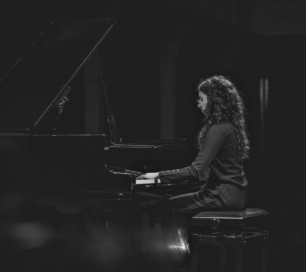 Alicja Pańczak z przemyskiej szkoły muzycznej zachwyciła Węgrów