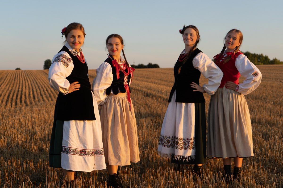 Galicjanki idą jak burza! Śpiewający żeński team z Roztocza chwyta za serca jurorów
