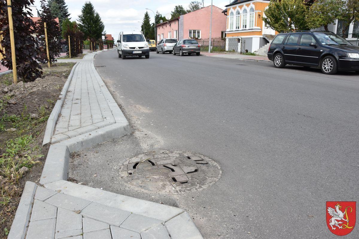 Nowa nawierzchnia i chodniki. Mickiewicza już po liftingu