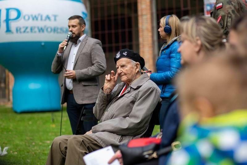 Historia na wyciągnięcie ręki. Powstanie warszawskie oczami 96-letniego uczestnika [ZDJĘCIA]