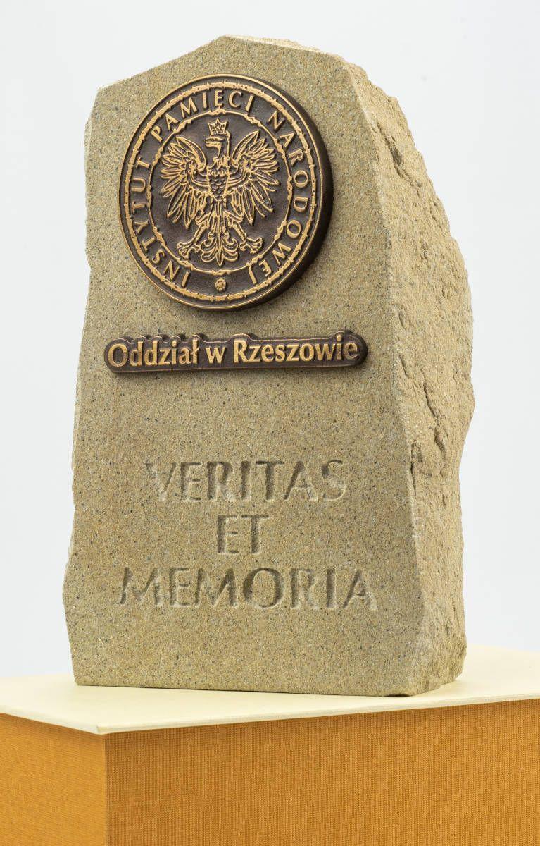 Statuetka „Veritas et Memoria” trafiła do muzeum w Przemyślu