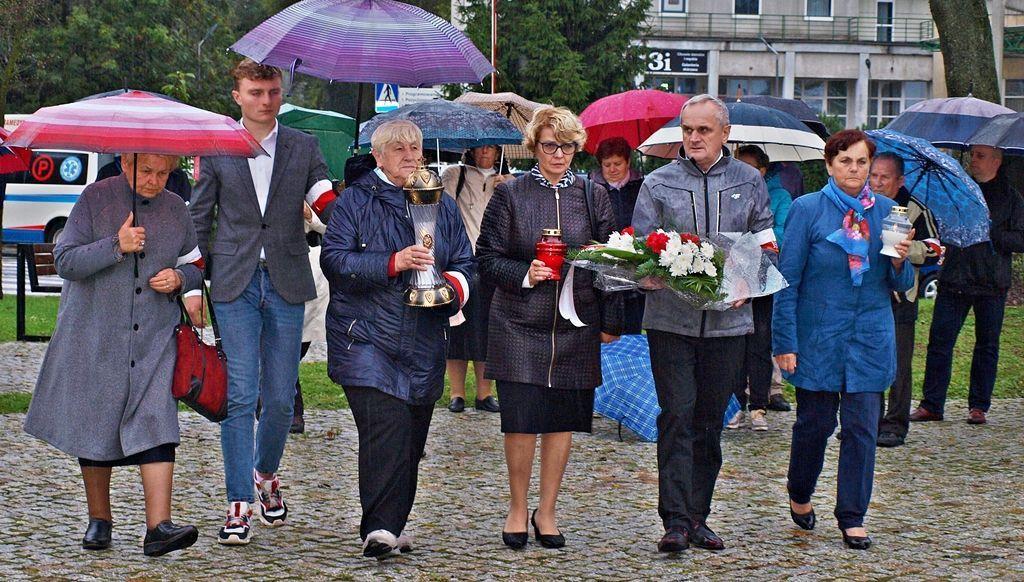 A Oni szli i szli dziesiątkowani... 82. rocznica agresji sowieckiej na Polskę i Dzień Sybiraka w Przemyślu [ZDJĘCIA]