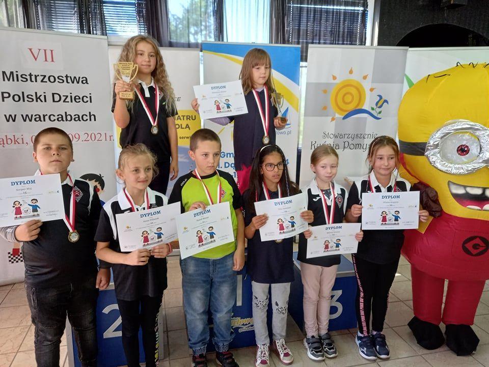 Medalowe żniwo najmłodszych warcabistów [ZDJĘCIA]