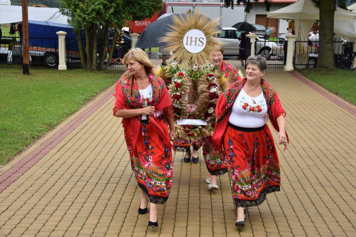 Gminne święto plonu w Czercach