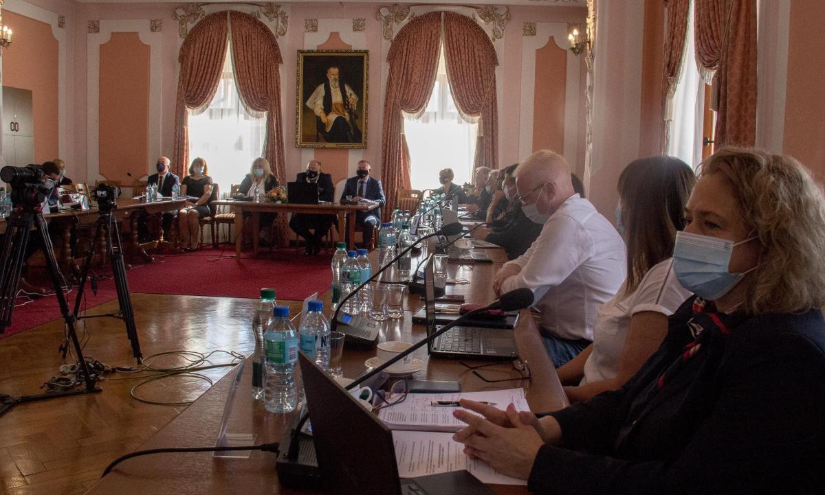 Miało być 32, będzie 29, a mogło być nawet 48 zł. Śmieciowe szaleństwo w Jarosławiu