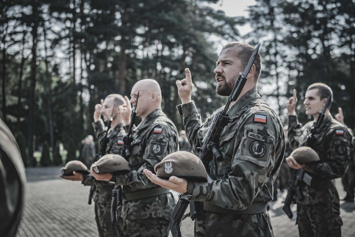 40 terytorialsów ślubowało: „Ja żołnierz Wojska Polskiego, przysięgam...” [ZDJĘCIA]
