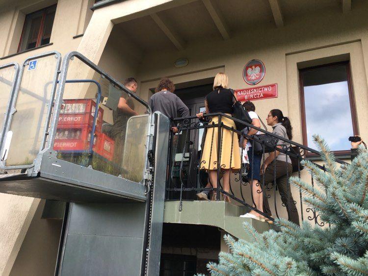 Blokada siedziby Nadleśnictwo Bircza. Interweniowała policja [ZDJĘCIA]