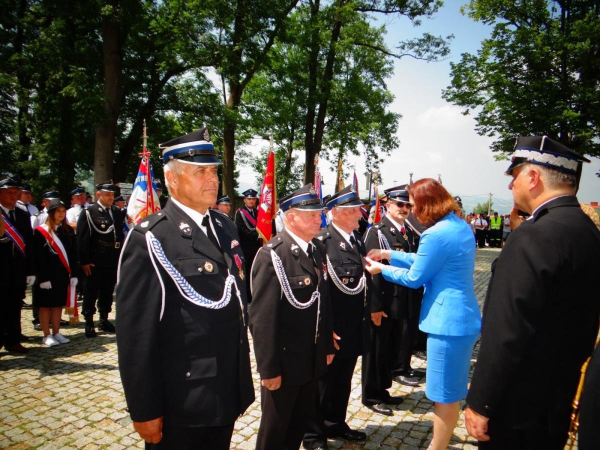 Druhnom i druhom zrzeszonym w Ochotniczych Strażach Pożarnych stuknęło 100 lat! [ZDJĘCIA]