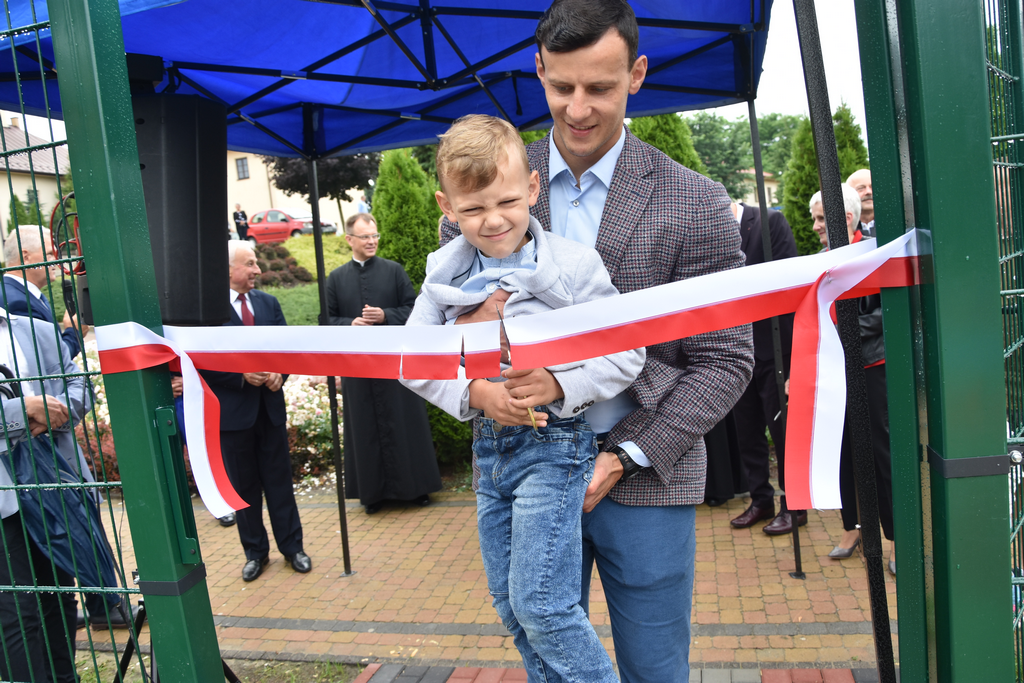 Plac zabaw i siłownia plenerowa już służą