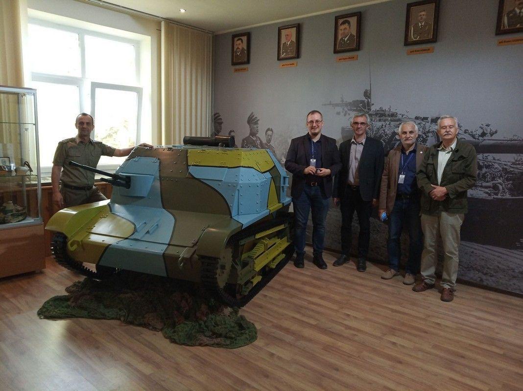 Sala Tradycji u czołgistów jak nowa