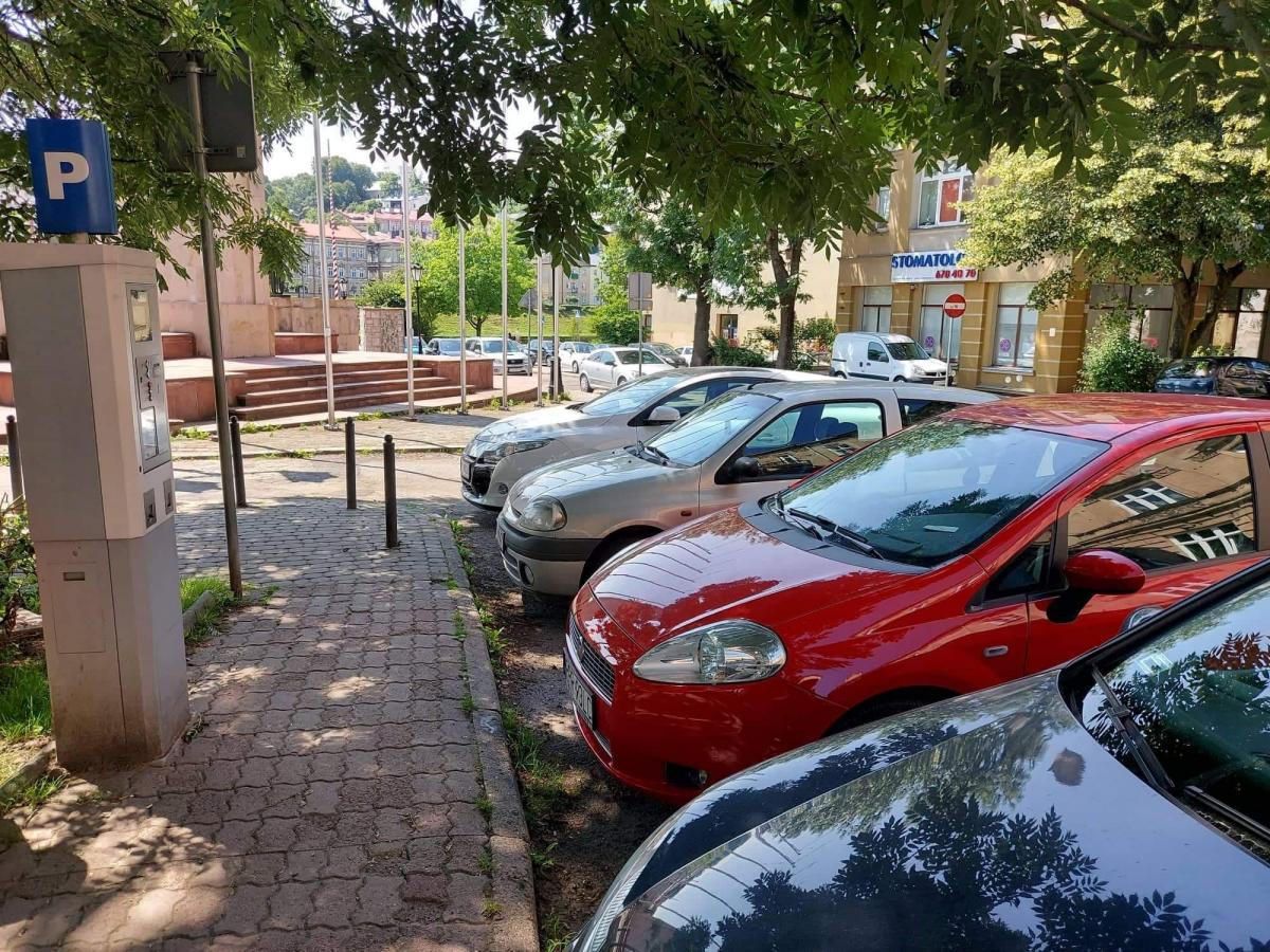 Przemyśl „jedynką” w rankingu najbardziej zmotoryzowanych miast. Wyprzedziliśmy Rzeszów, Sopot, a nawet stolicę kraju