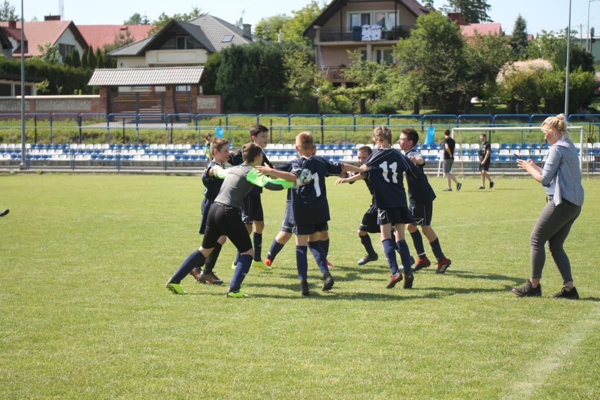 Chotyniec po karnych wziął puchar starosty