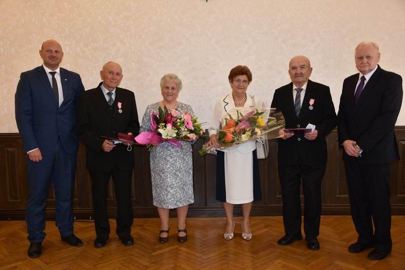 50 i 60 lat wzajemnej miłości i wyrozumiałości