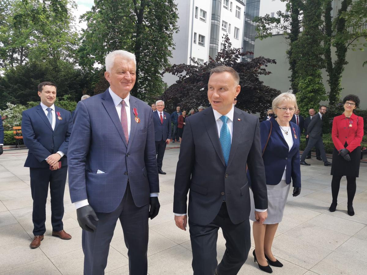 Złoty Krzyż Zasługi dla wójta Medyki Marka Iwasieczki