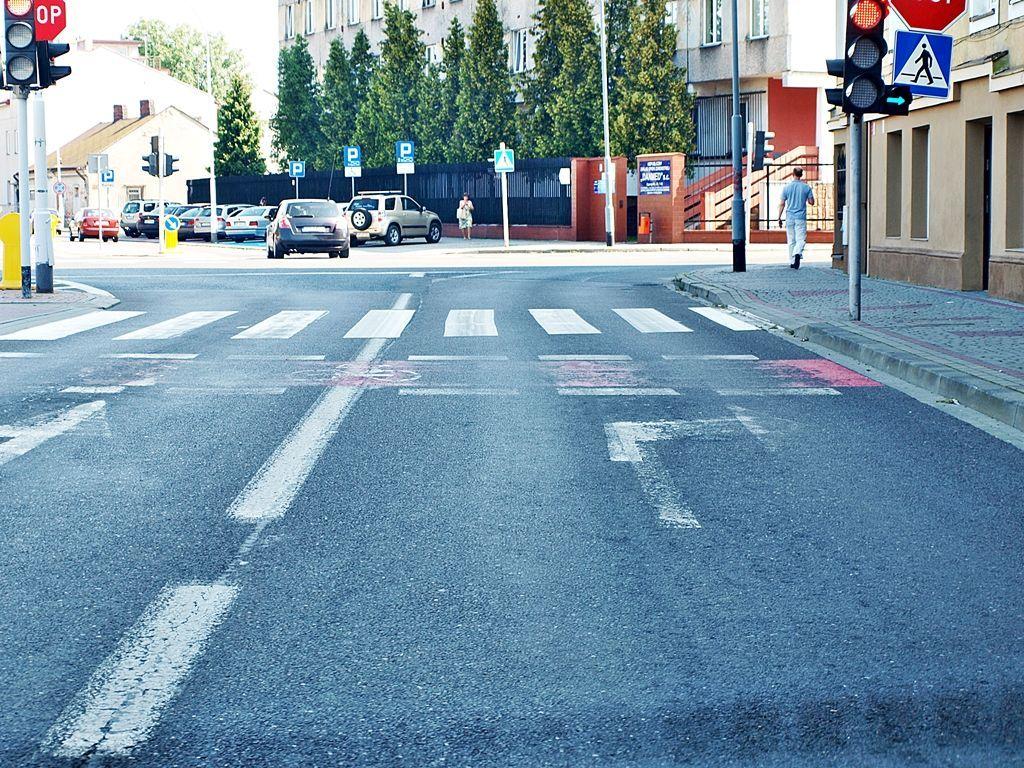 Sukces! Oznakowanie przemyskich ulic zostanie odmalowane. Czekać trzeba było 2 lata