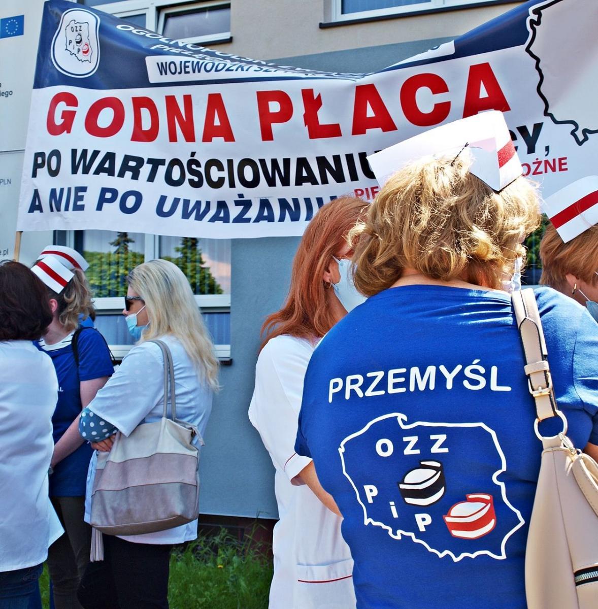 Strajk ostrzegawczy pielęgniarek i położnych. Także w Przemyślu [ZDJĘCIA]
