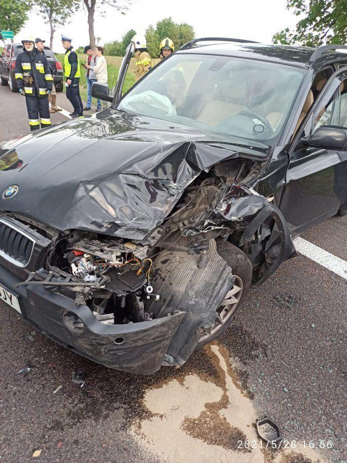 Zderzenie dwóch bmw i porsche w Żurawicy [ZDJĘCIA]