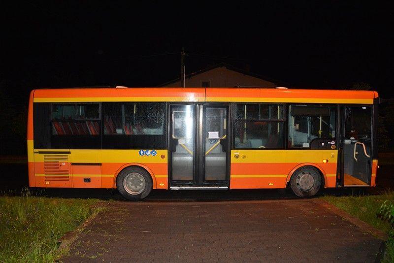 15-latka wbiegła pod nadjeżdżający autobus [ZDJĘCIA]