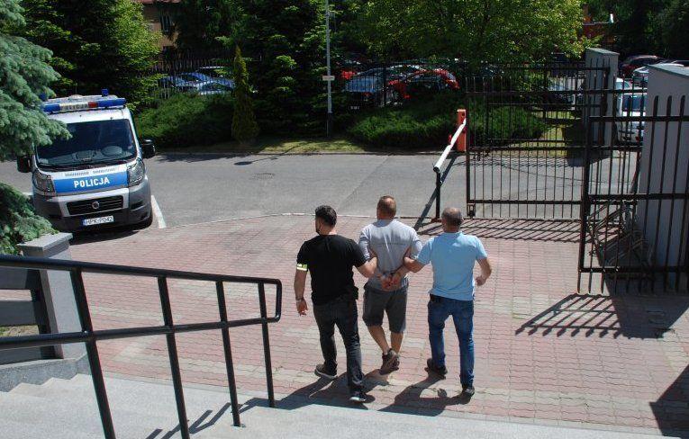 Zatrzymano sprawcę ataku na ekologów. Był poszukiwany 2 listami gończymi 