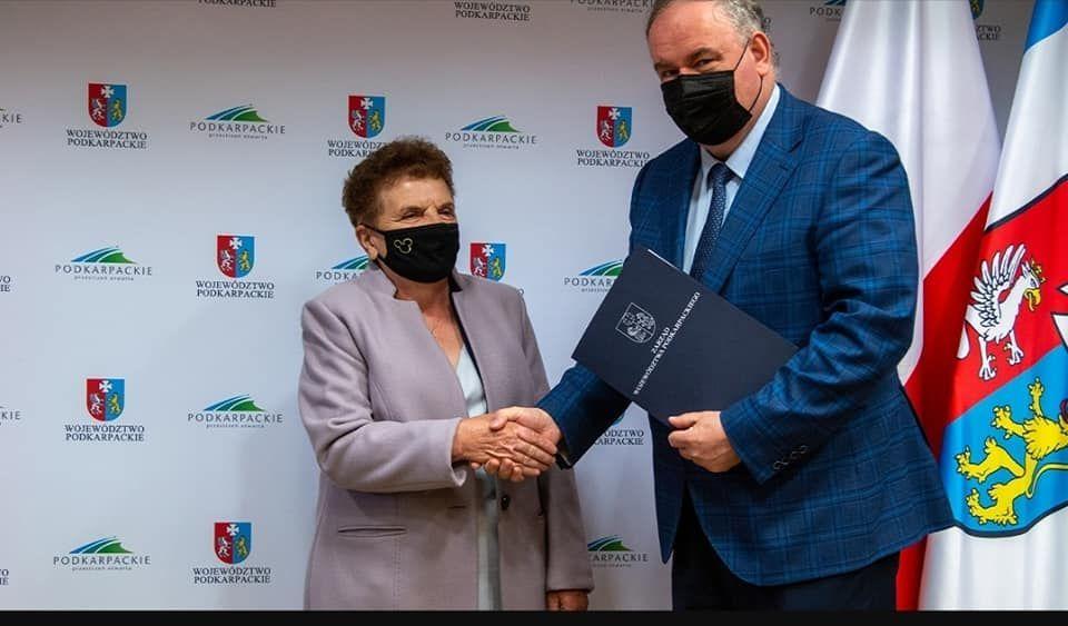 Sołtys Antonik najlepsza w regionie