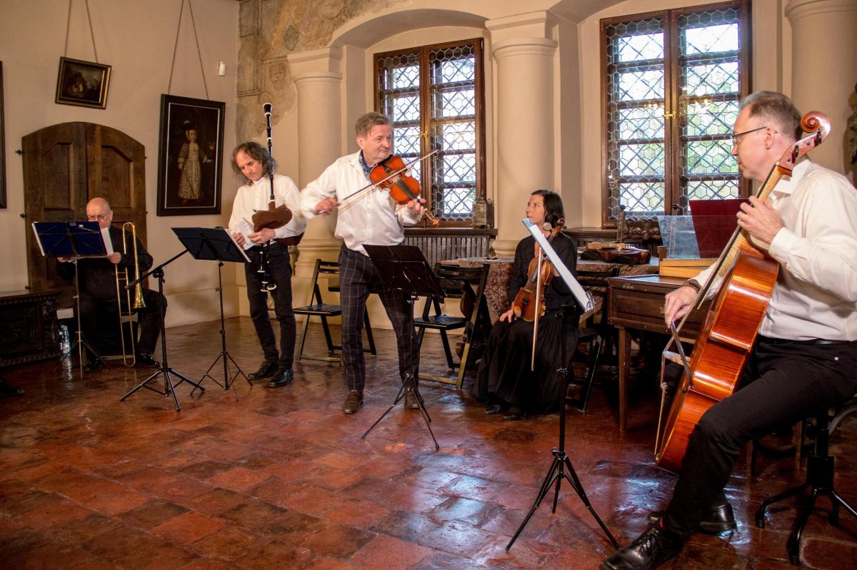 Orkiestra Czasów Zarazy w Kamienicy Orsettich [ZDJĘCIA]