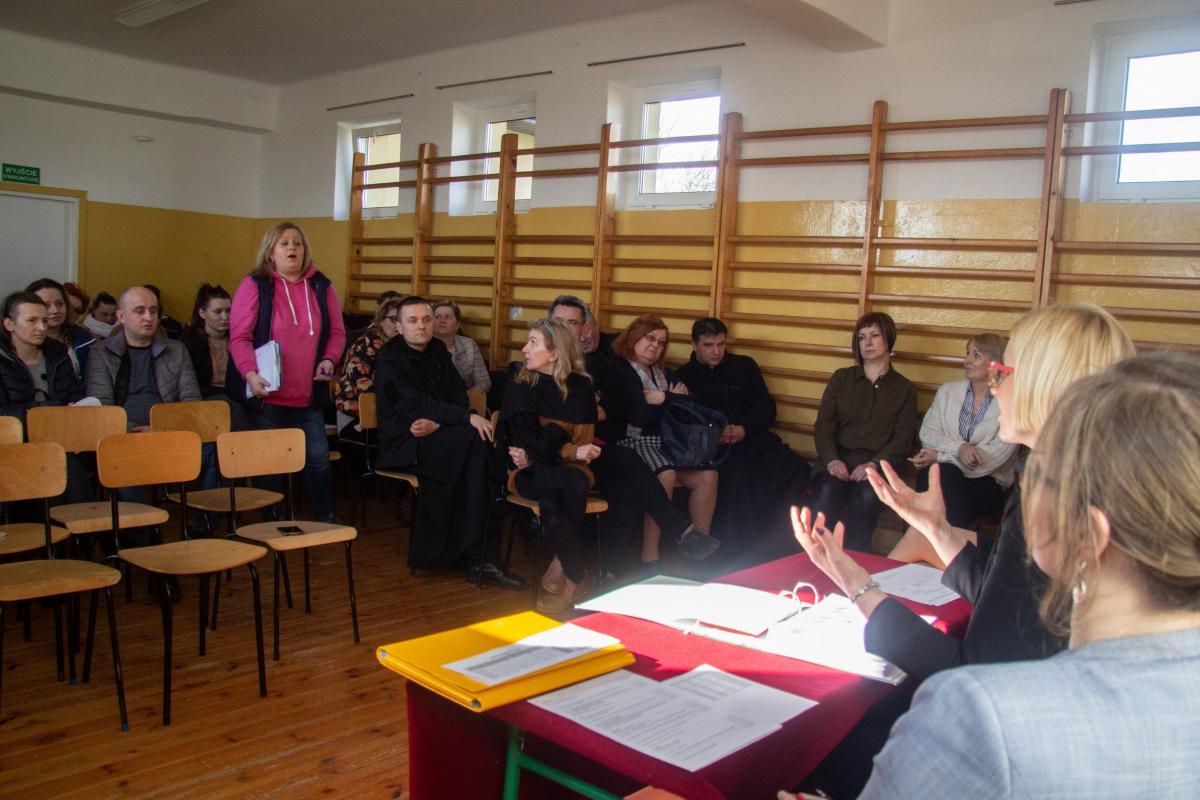 Kurator wymógł na wójcie zmiany w arkuszu organizacyjnym w SP w Chotyńcu