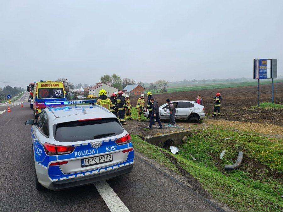 23-latek doprowadził do dachowania w Zadąbrowiu