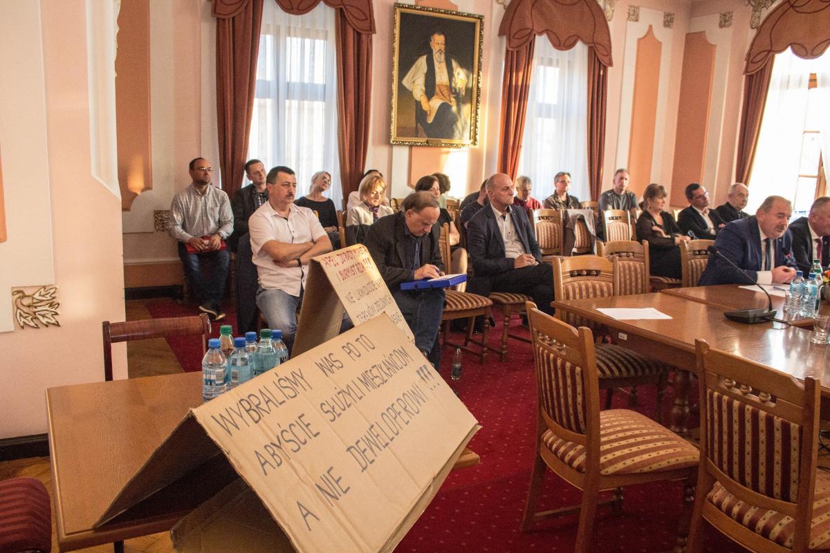 Mieszkańcy wspólnoty Za Parkiem czują się oszukani