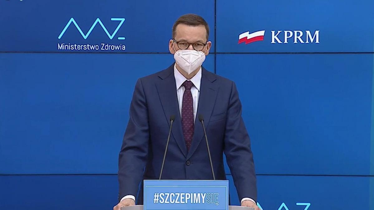 Od 15 maja bez masek na świeżym powietrzu. Rząd łagodzi obostrzenia