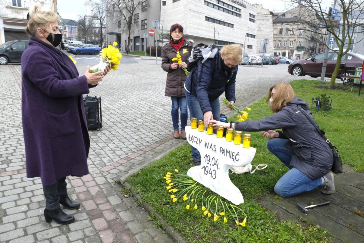 Łączy nas pamięć