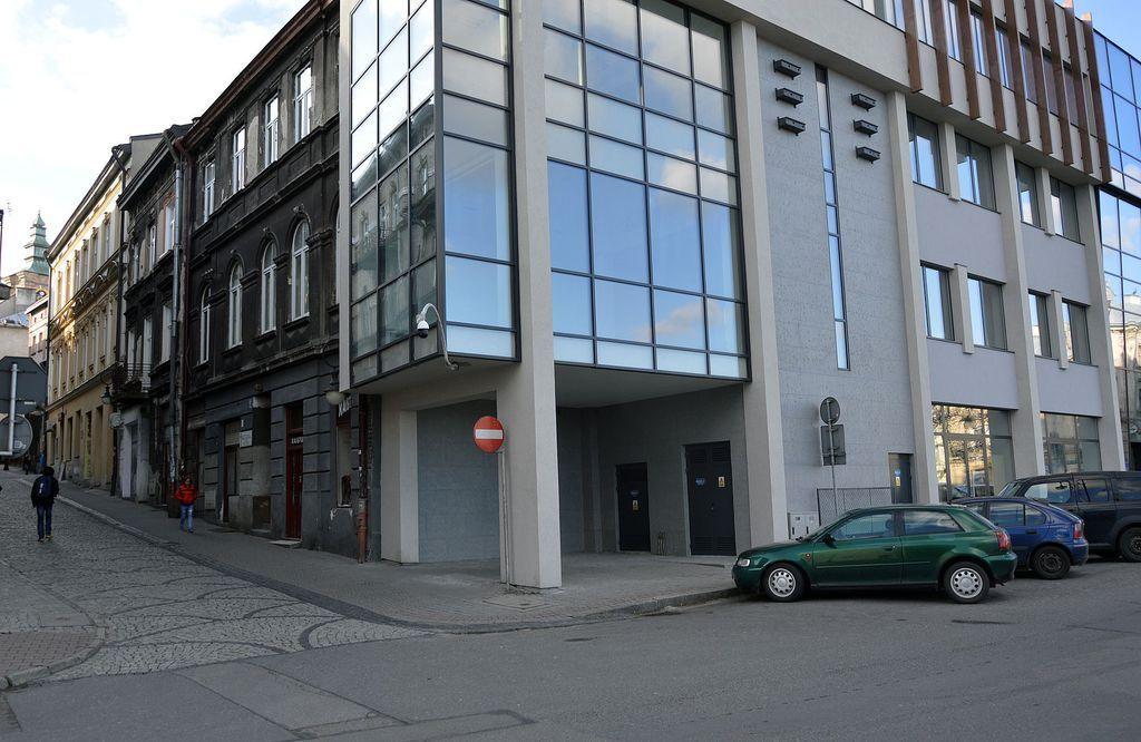 Jarosławski stadion przy Piekarskiej i siedziba Przemyskiego Inkubatora Przedsiębiorczości walczą o miano modernizacji roku [ZDJĘCIA]