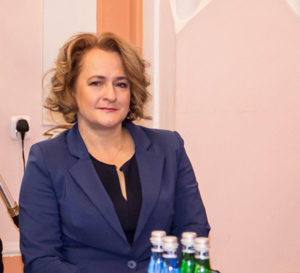 Radna zagłosowała za uchwałą, na której skorzysta jej mąż…Czy powinna brać udział w głosowaniu?