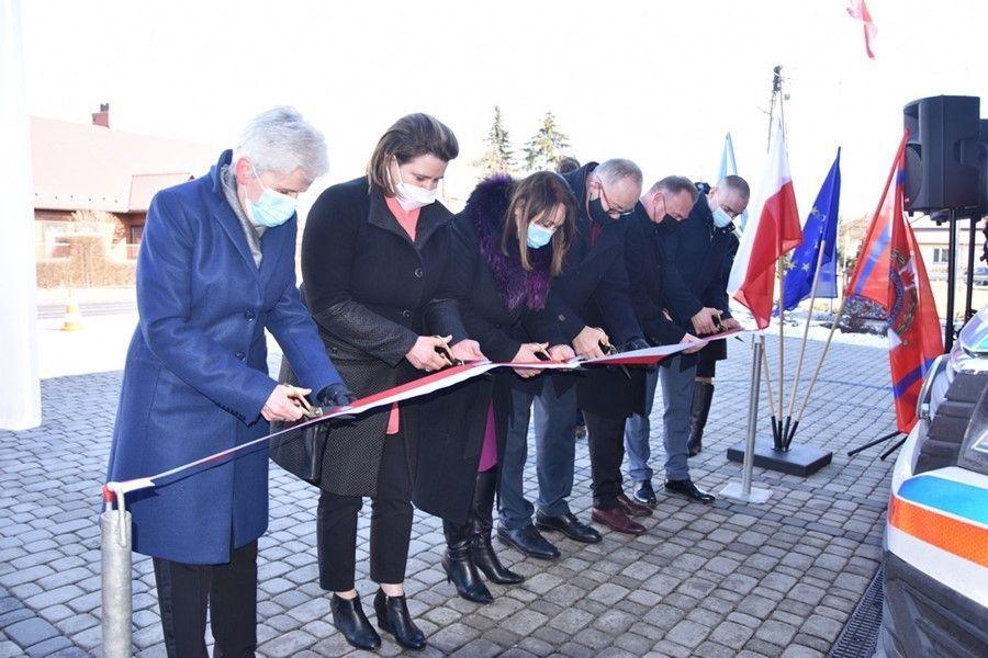 Punkt pogotowia ratunkowego w Sieniawie już działa. Powiat z miastem walczą o miano ojca sukcesu
