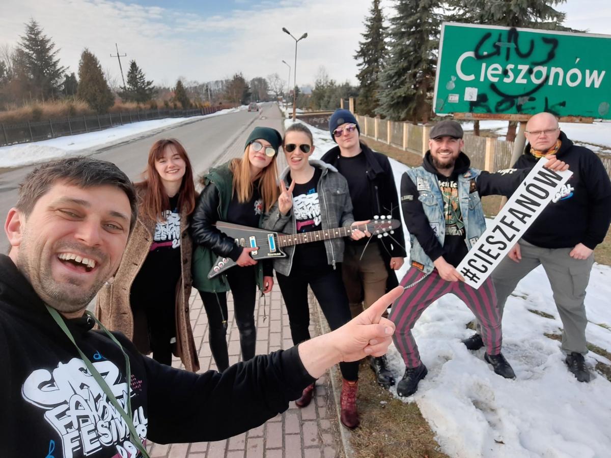 Kwiat Jabłoni, Jelonek, Dr Misio – CieszFanów Festiwal ogłosił nowe zespoły